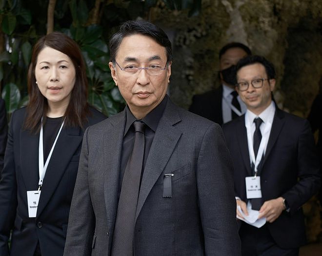 李兆基丧礼,徐子淇满脸哀伤李家诚双眼哭肿,李嘉诚长子出席(组图) - 17