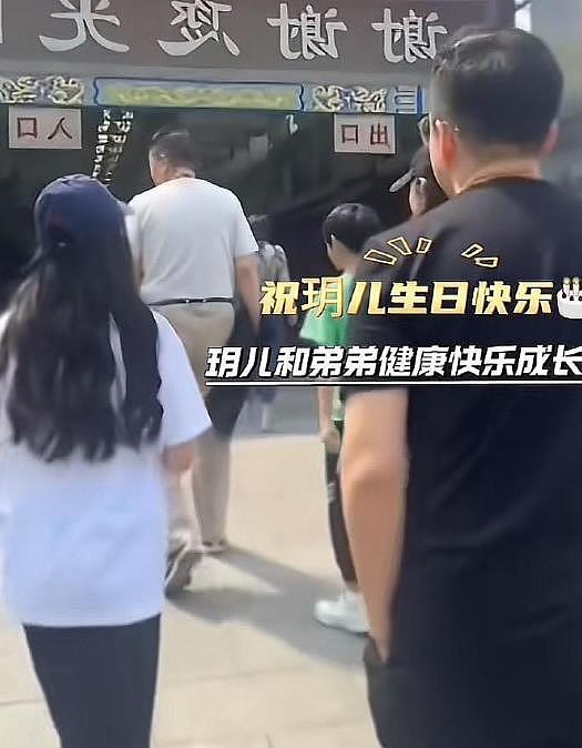 汪小菲带儿女在北京吃下午茶，全是孩子们爱吃的糕点，特别用心（组图） - 9