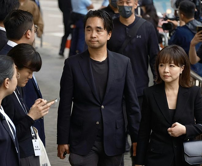 李兆基丧礼,徐子淇满脸哀伤李家诚双眼哭肿,李嘉诚长子出席(组图) - 12