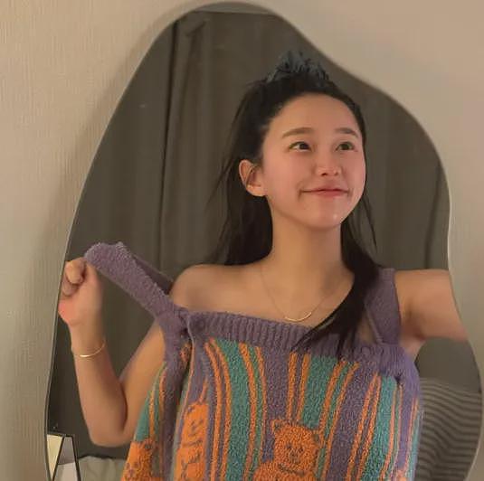 【美女】蜜桃臀+大长腿，火辣身材，就问你爱不爱（组图） - 9
