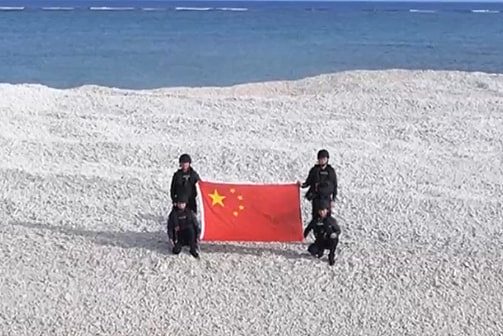 中国海警指预防六名人员“非法”登礁被查证实施(图) - 1