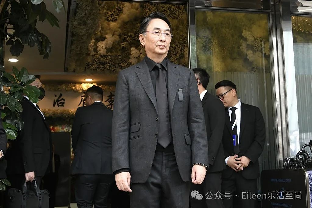 徐子淇送葬婆婆缺席？让2100亿富豪完美人生抱憾的前妻有多特别？（组图） - 2