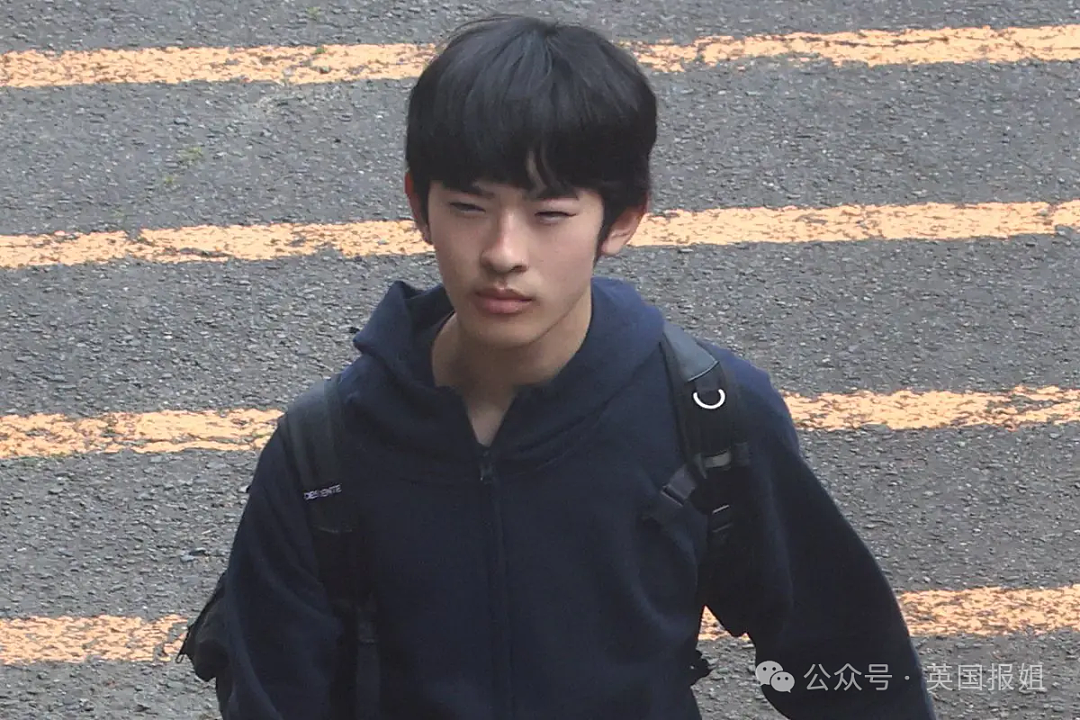 中国留子把日本皇室整破防？“未来天皇”读大学被留子曝光各种囧样，日本网友：干得漂亮多拍点儿（组图） - 11