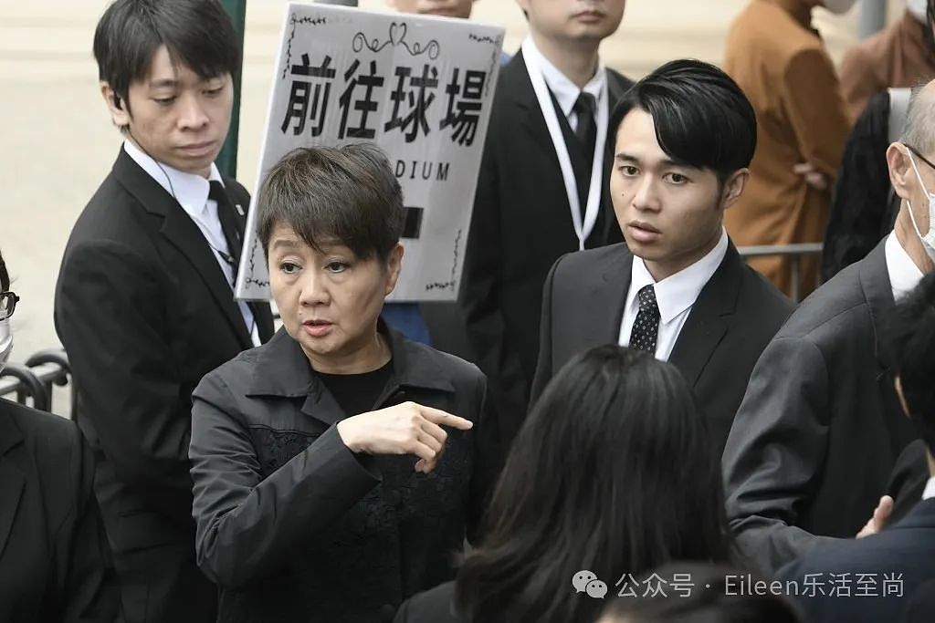 徐子淇送葬婆婆缺席？让2100亿富豪完美人生抱憾的前妻有多特别？（组图） - 6