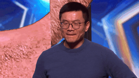 “我要把纸飞机扔进评委嘴里!”中国小伙登上英国达人秀,冷门才艺看的人又尴又燃(组图) - 22