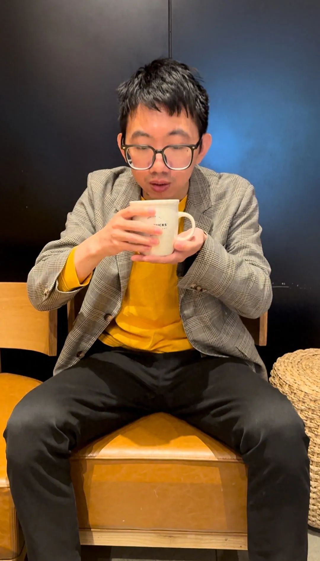 35岁脑干出血程序员的前半生:熬夜加班成了给医院打工,最小的病友年仅9岁(组图) - 1