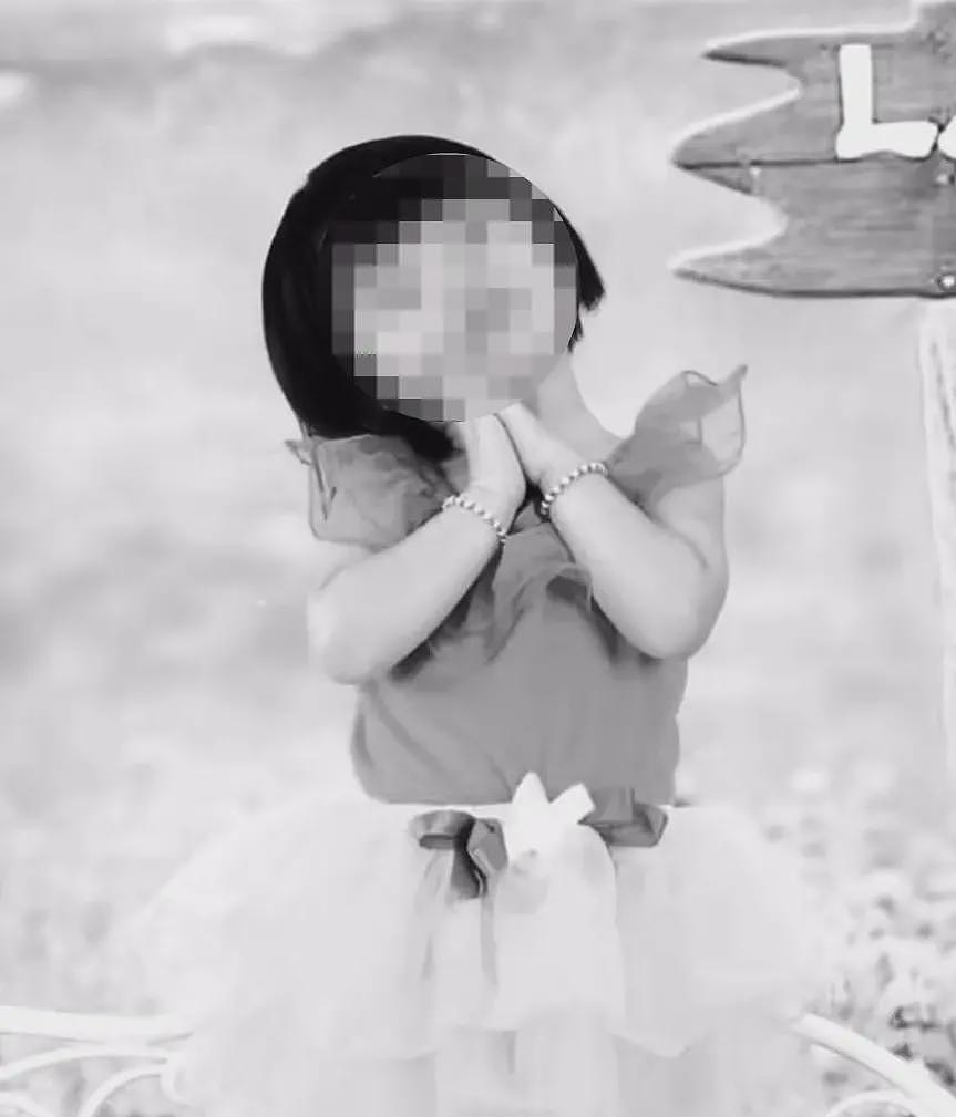 12岁女孩被继母关厕所17天虐待致死，一审宣判（组图） - 2