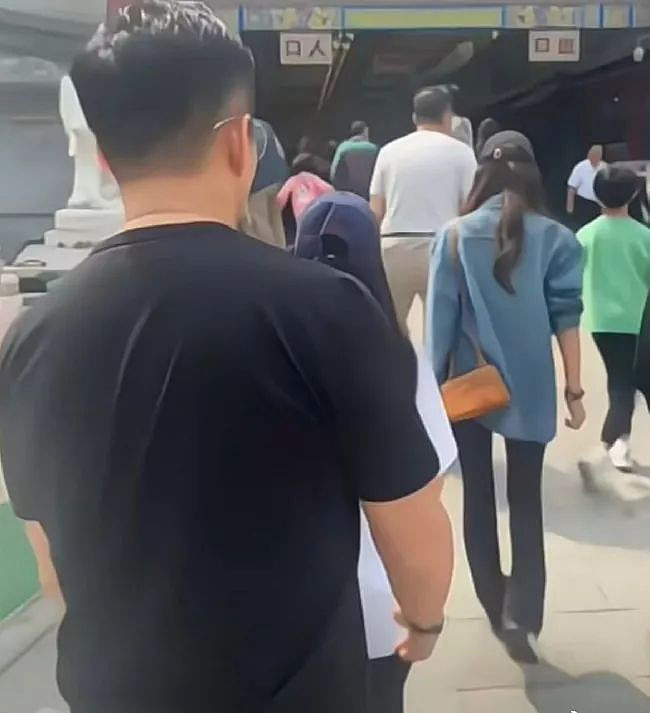 大S女儿脱胎换骨星光十足，三次被偶遇造型时尚（组图） - 10