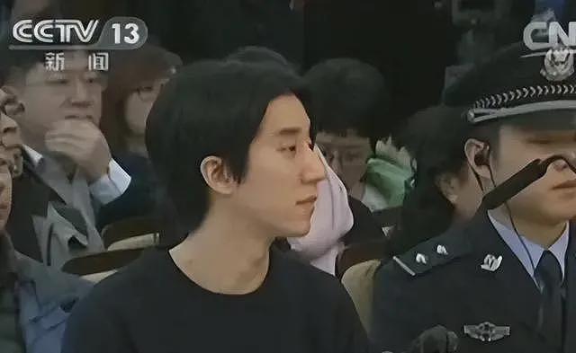 风流成性？成龙被曝与吕秀菱有私生子，房祖名真的成“弃子”？（组图） - 32