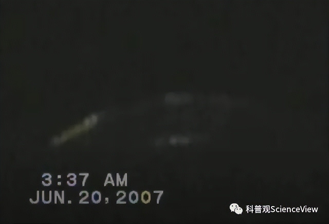 土耳其官方承认的UFO视频,舱内能看到外星人,在里面来回走动(视频/组图) - 3