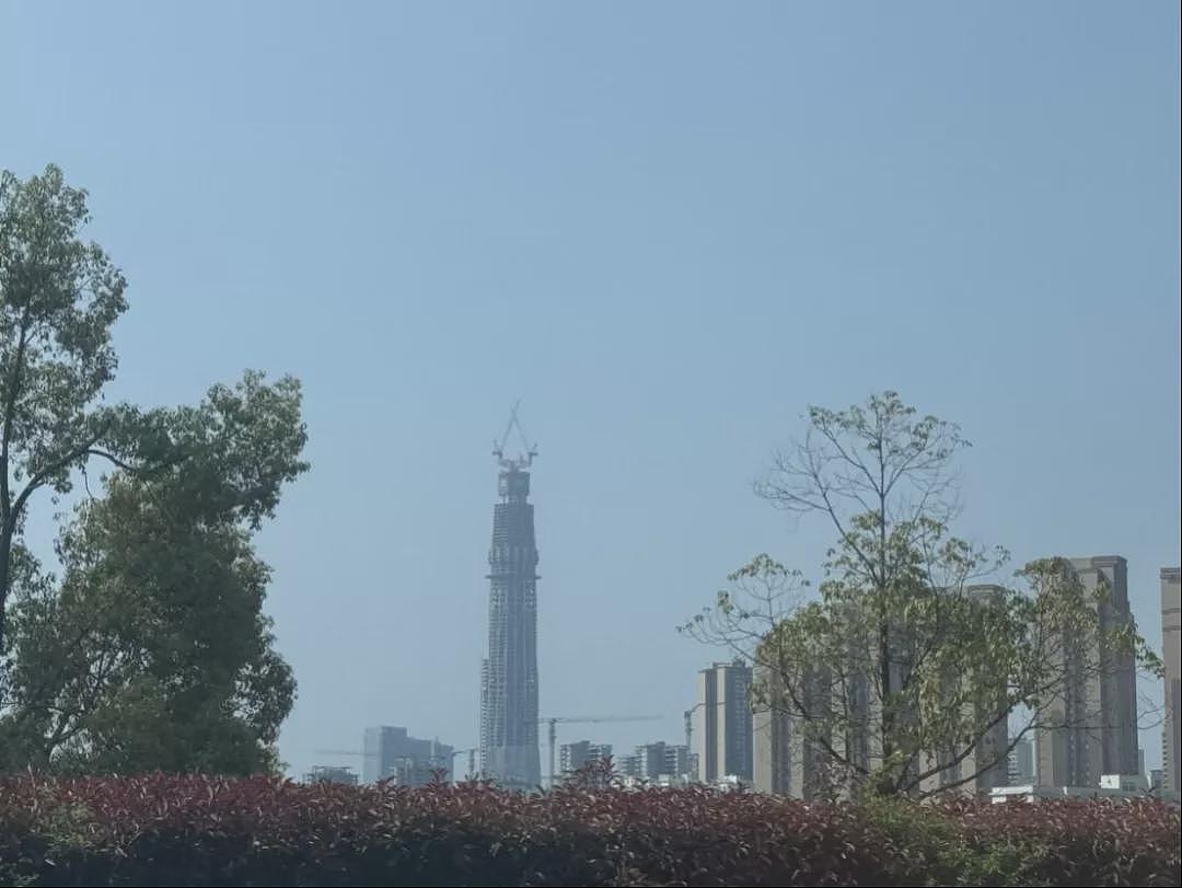 全国地标级“烂尾楼”,集体复活(组图) - 1