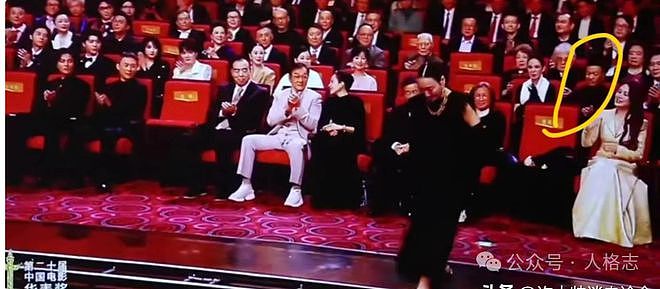 王宝强坐二排惹众怒和饺子拒出席：华表奖是一面文化照妖镜（组图） - 5