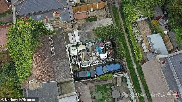 英国最乱花园曝光:“丛林”遮天蔽日、六辆废车、一艘船,邻居看傻了!(组图) - 6