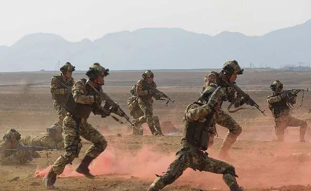 普京和金正恩同时官宣，铭记朝鲜出兵恩情，轮到俄罗斯报恩了（组图） - 7