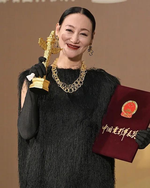 谢霆锋演唱会拉动数亿经济,英皇三喜临门(组图) - 8