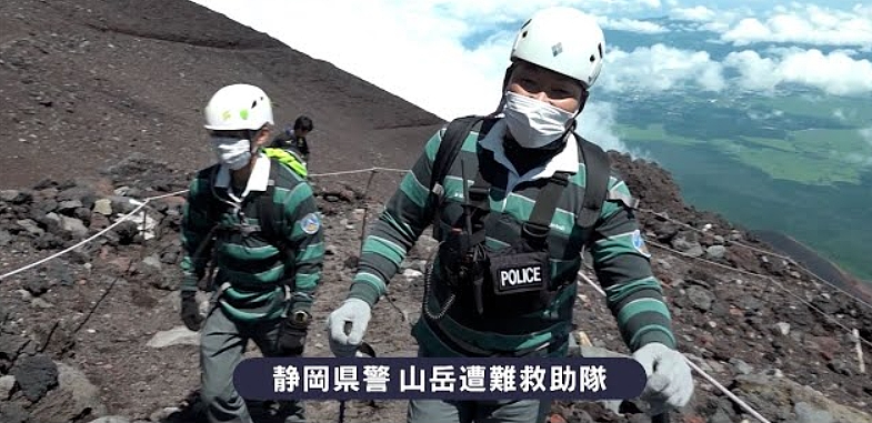 中国留学生在日本富士山上演“教科书式作死”,五天救两次,救援队无语了!(组图) - 4