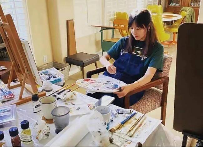 徐静蕾美国现状：住豪宅不婚，发福仍活出自我（组图） - 5