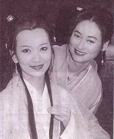香港最传奇女星：3岁做乞丐、12岁做舞女、39岁吞药自尽，如今65岁王者归来（组图） - 15