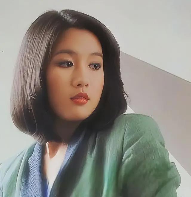 风流成性？成龙被曝与吕秀菱有私生子，房祖名真的成“弃子”？（组图） - 23