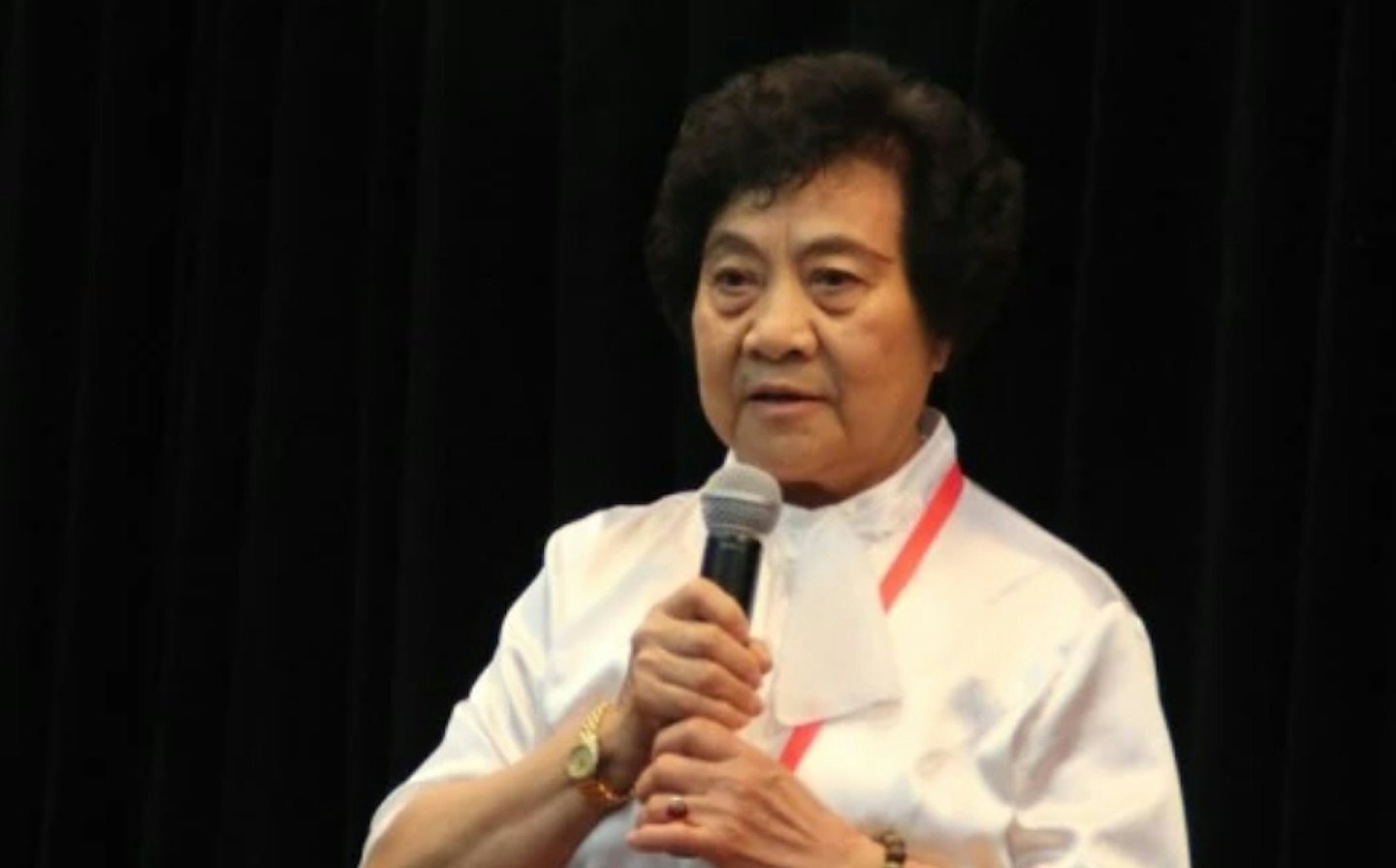 中国首名女副总理！当年仅37岁由毛泽东钦点出任，吴桂贤逝世享年87岁（组图） - 4