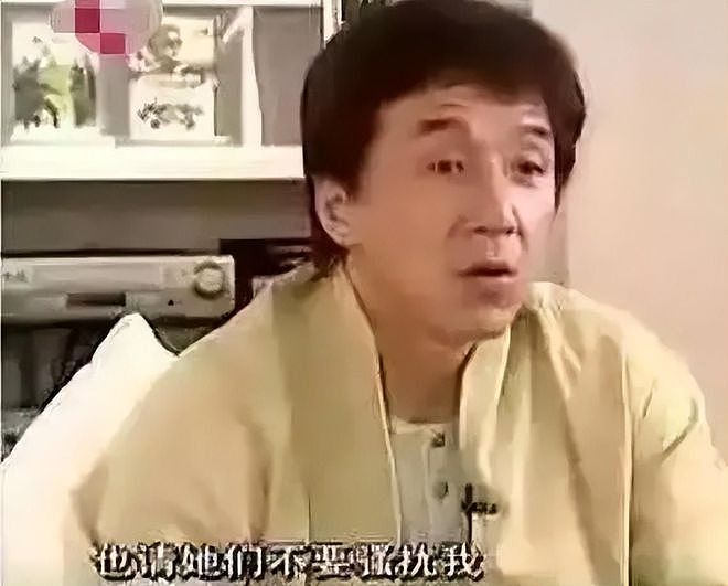 71岁成龙满头白发:儿子不成才女儿在外流浪,25亿身家捐一半(组图) - 22