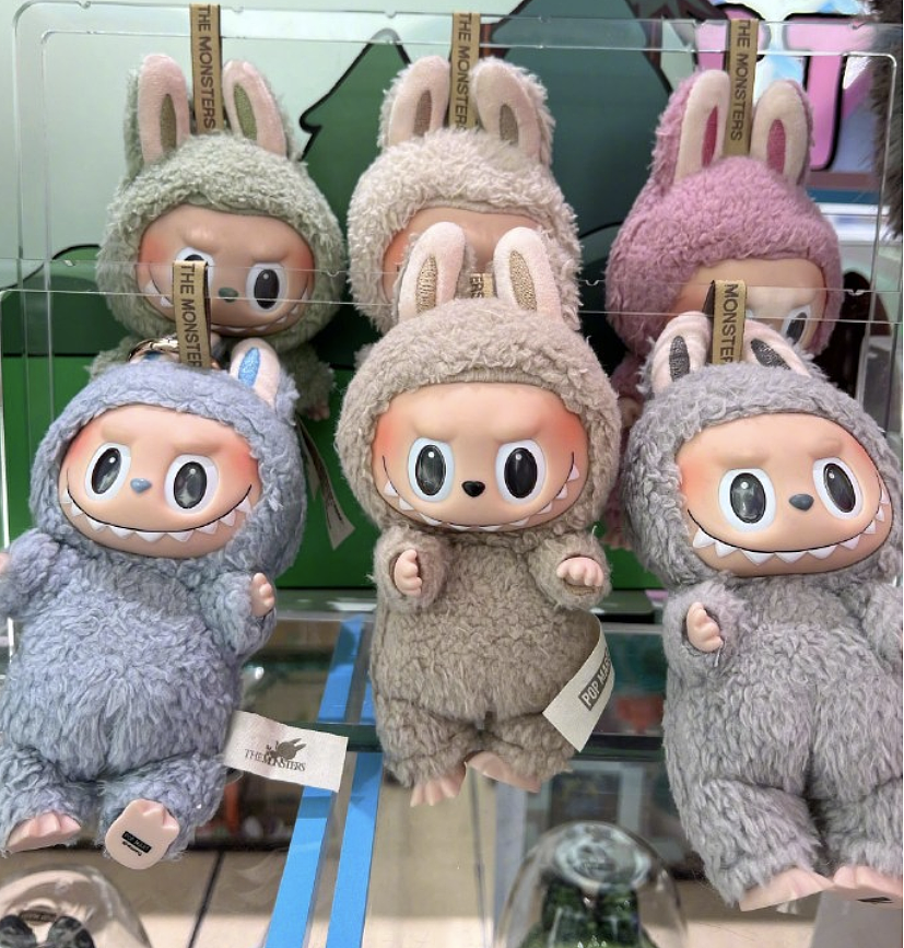 连续登顶!美国人凌晨排队6小时抢购中国商品,业内:已经卷到非买不可…(组图) - 21