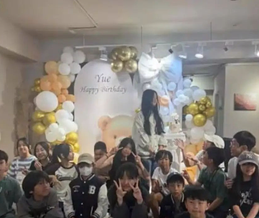 翻车！汪小菲夫妇掷千金为女儿庆生，网友怒批卖孩子！大S生前1句话泪目...（组图） - 2