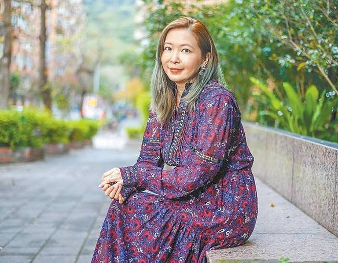 嗑药离婚、中年骤亡，以大小S为首的华冈七仙女，都没把日子过好（组图） - 4