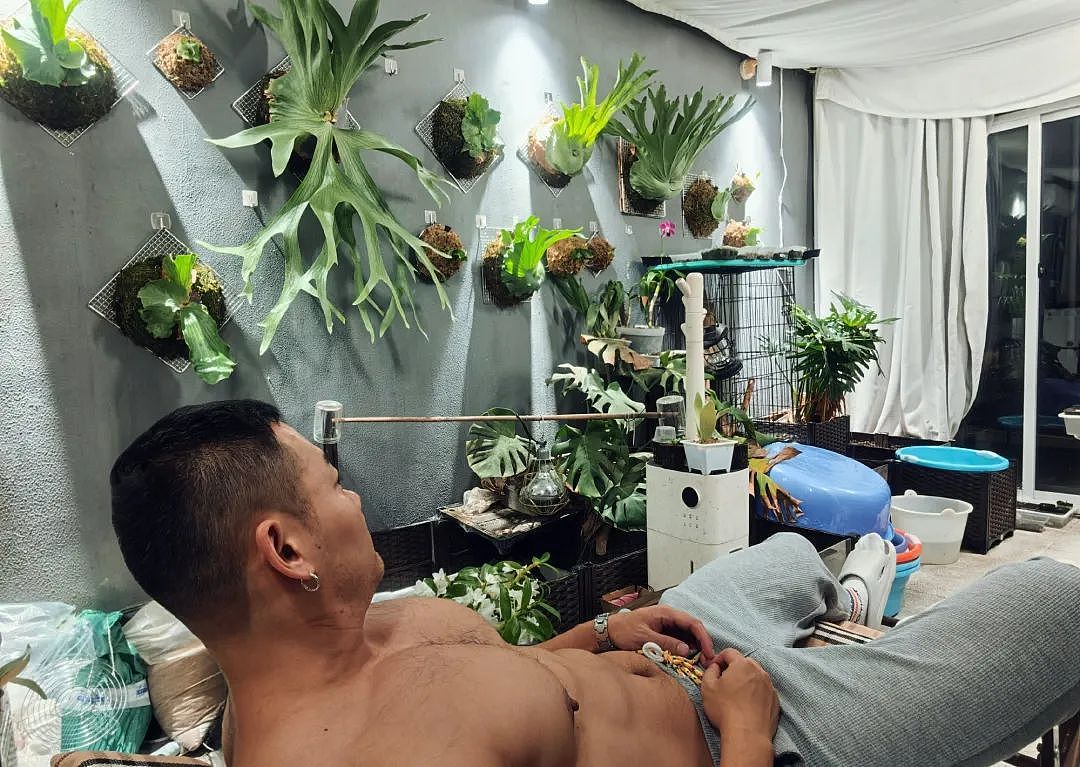 【帅哥】34岁广西私教，爆发力胸大肌手臂肌，这胳膊肌肉围度比脸还大（组图） - 10