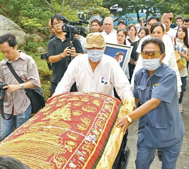 身世惊人，葬礼上掀桌！“香港最不好惹的女人”翁静晶人生传奇（组图） - 147