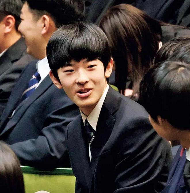 中国留学生偷拍太子24小时曝最真实照片,日媒高呼动摇日本王室根基(组图) - 5
