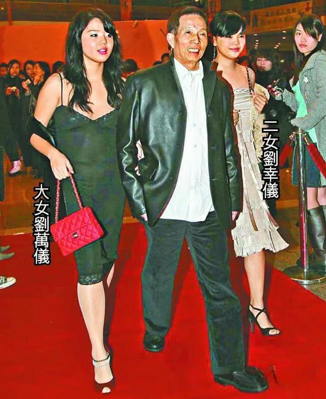 身世惊人，葬礼上掀桌！“香港最不好惹的女人”翁静晶人生传奇（组图） - 188