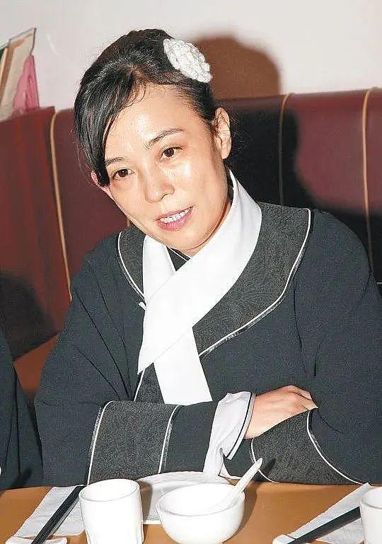 身世惊人，葬礼上掀桌！“香港最不好惹的女人”翁静晶人生传奇（组图） - 146