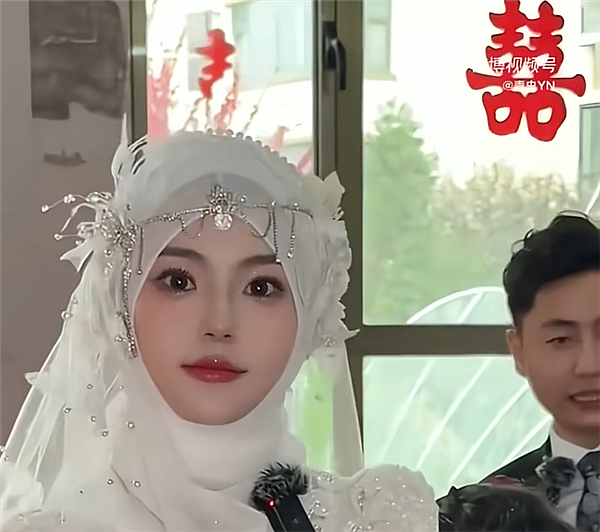 新娘因超高颜值走红,被质疑AI换脸,拍摄者回应(组图) - 2
