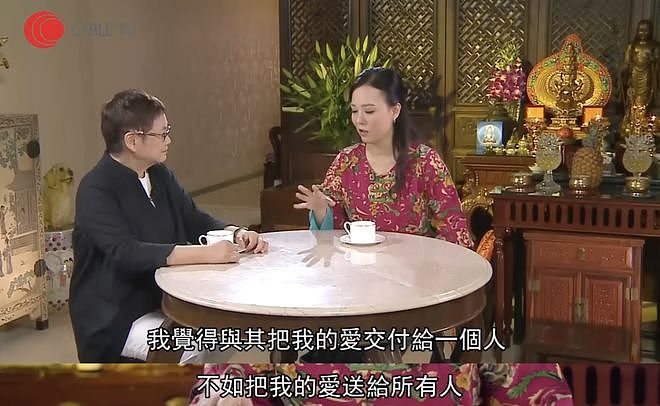 身世惊人，葬礼上掀桌！“香港最不好惹的女人”翁静晶人生传奇（组图） - 240