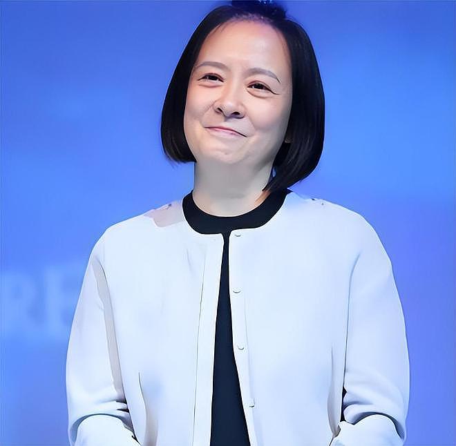 孙怡选对了！捧红半个娱乐圈，陈道明尊她姐，儿子扶不起“阿斗”（组图） - 5