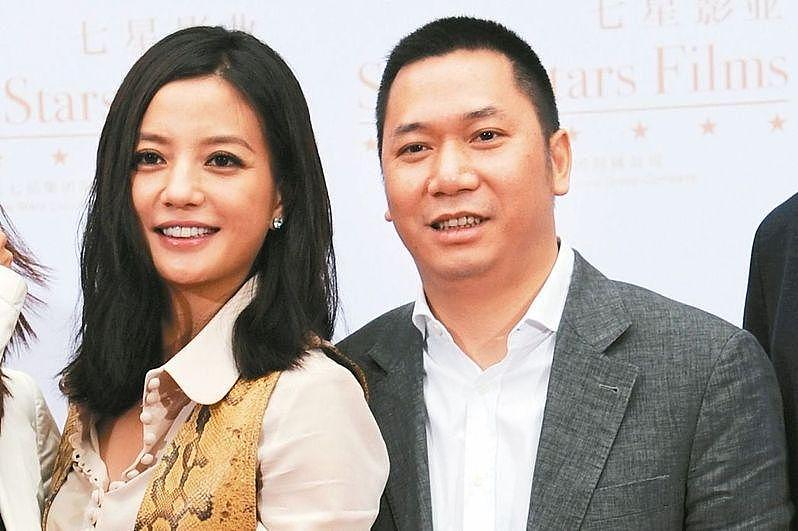 赵薇离婚随时复出，富商前夫沦为国际通缉犯（图） - 1