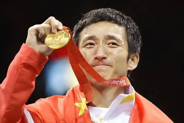 邹市明“毁”在娶了一个北大毕业，却不知自己几斤几两的老婆（组图） - 1