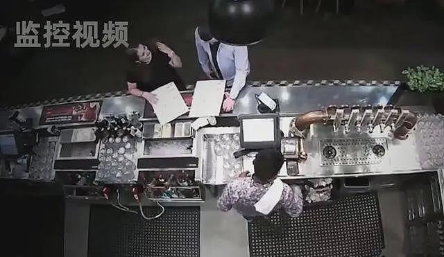 女子见网友后离奇失踪，犯罪过程被全程拍下，令人不寒而栗（组图） - 9