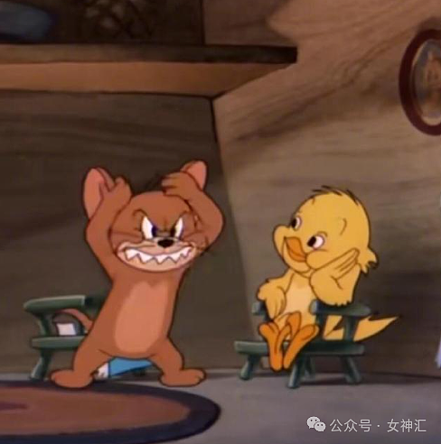 【爆笑】在拼xx买的纯欲风裸色美甲片，拆开后..？网友破防：这是恐龙用的尺寸吧？（组图） - 14
