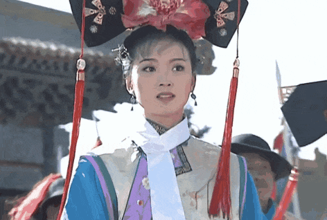继子扇她巴掌？嫁入豪门被刁难，美艳百亿阔太也缺钱了？（组图） - 18