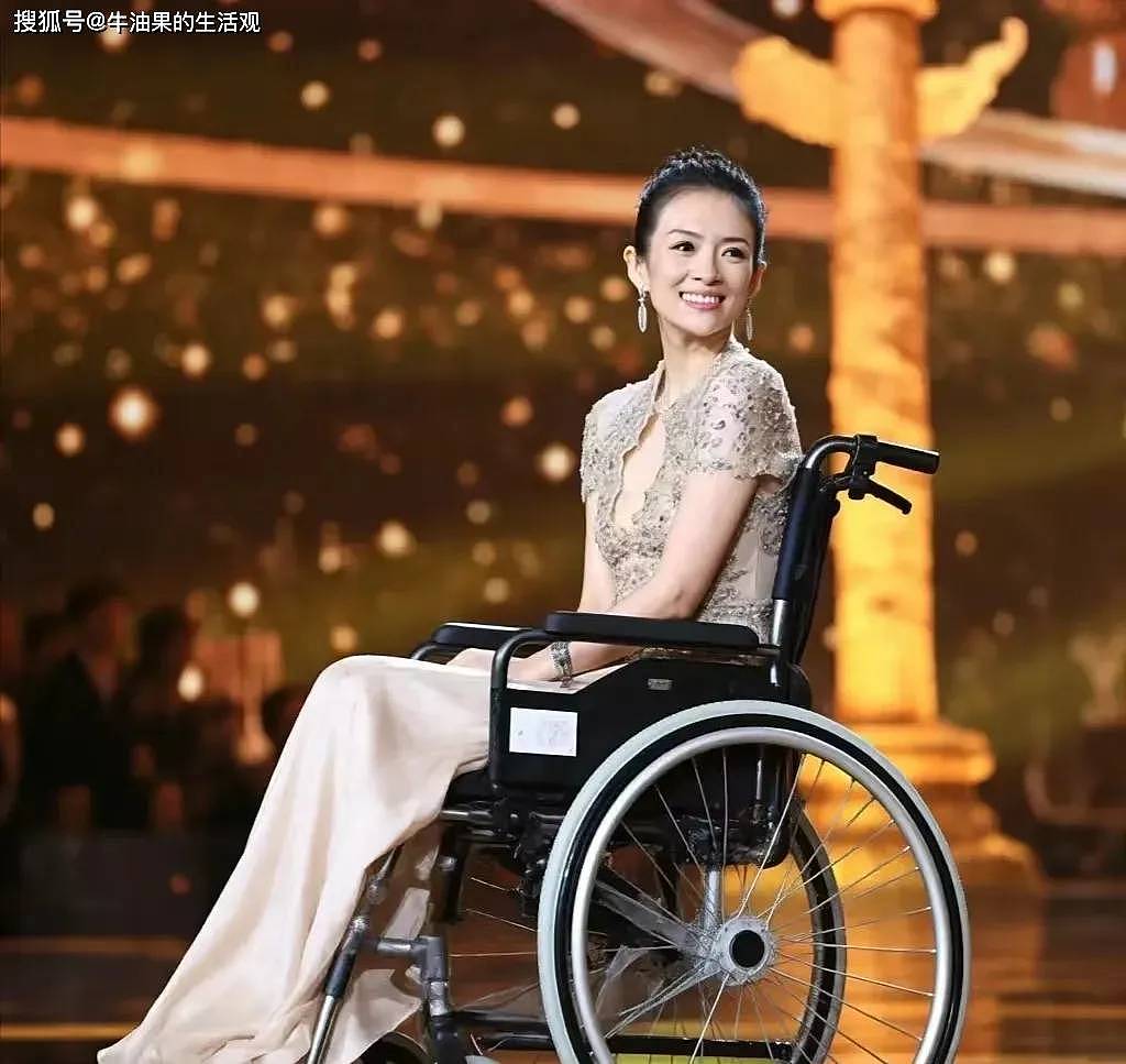 汪峰女友森林北直播带货首播，在线人数15万 ...（组图） - 1