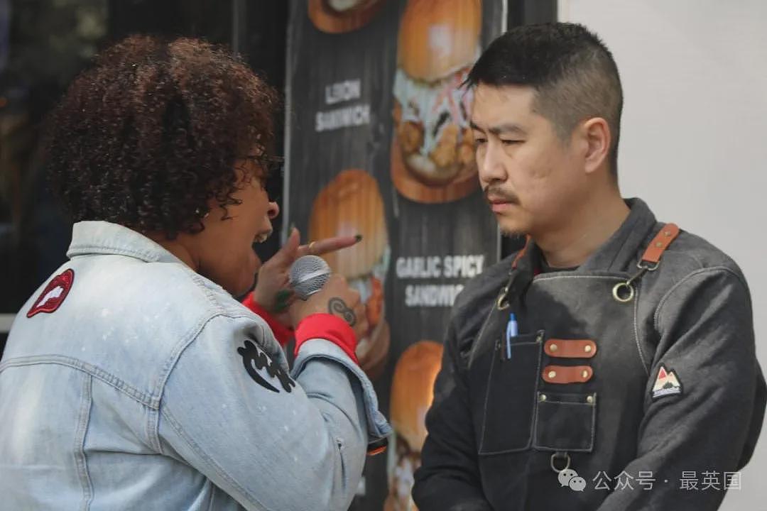 亚裔拉面老板街头追骂非裔顾客,只因没给小费?还飙种族歧视脏话!结果令人大意外…(组图) - 10