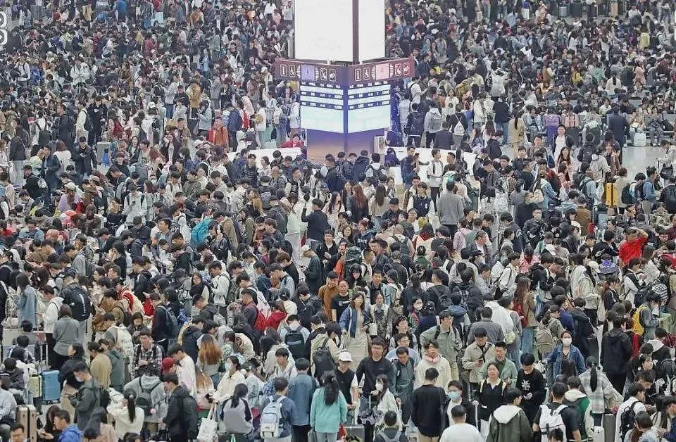 五一假期正式开启，网红的五一朋友圈，用命换的（组图） - 1