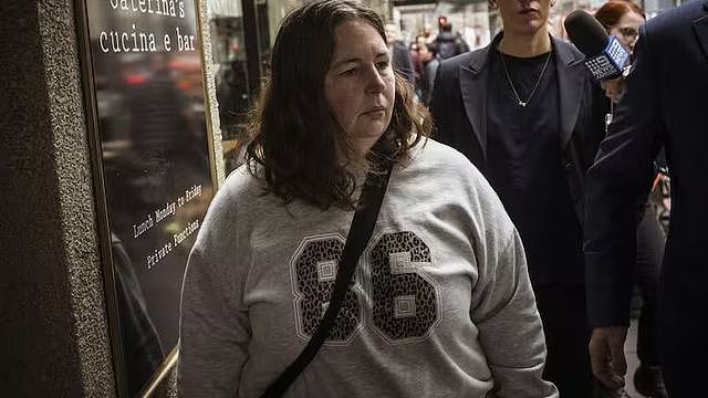 澳洲大妈用毒蘑菇谋杀公公婆婆,说谎患癌企图脱罪,丈夫逃过一劫(组图) - 5