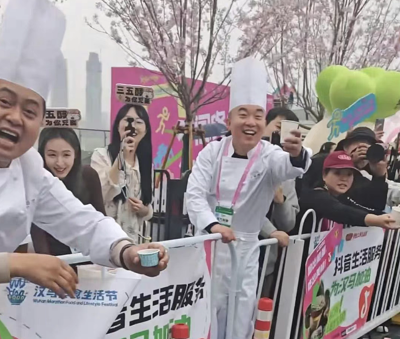 为了办一场马拉松,快把这十大城市逼疯了(组图) - 7