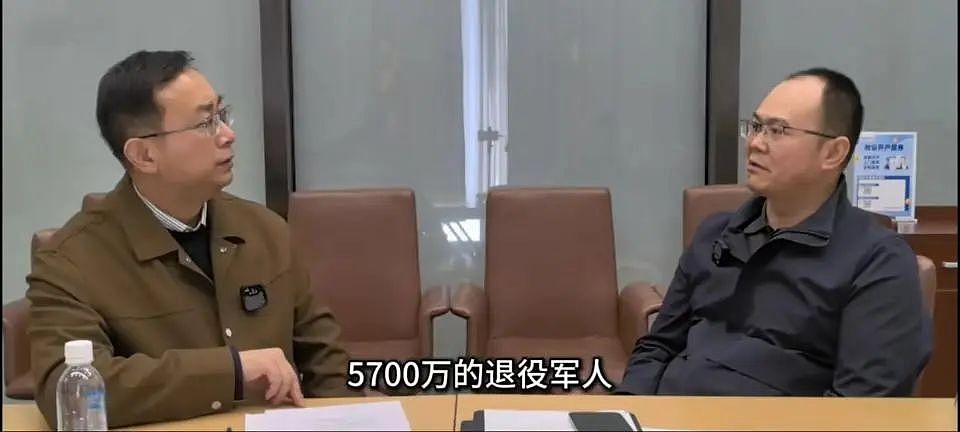 《狂飙》走红演员首部男主片凉透，出品人卖房投资全打水漂（组图） - 8
