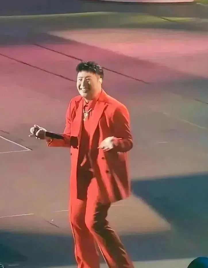 瘦如孙燕姿也难逃中年发福!这些明星突然治好了我的身材焦虑……(组图) - 9