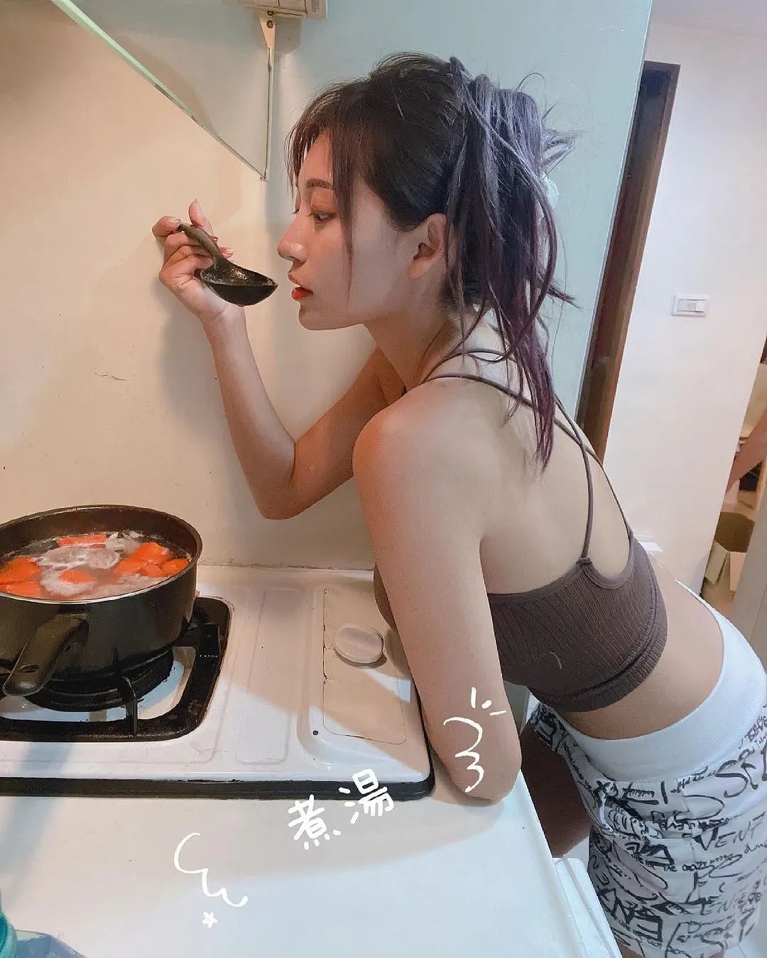 【美女】台湾“最美女警”脱掉制服惊艳全网，网友纷纷求逮捕（组图） - 21