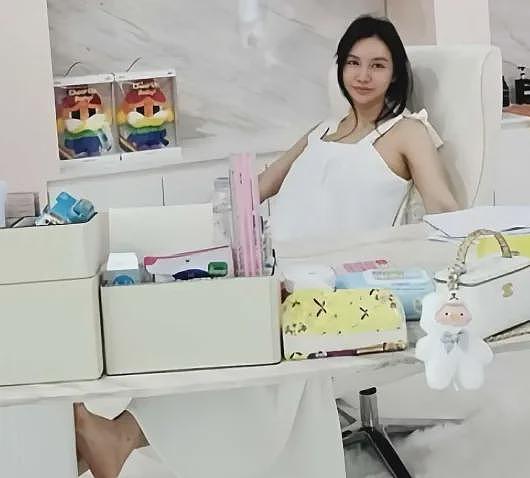 恭喜成功怀孕!首富千金未婚怀B,马上临盆不知生父,曾结婚两个月就分居(组图) - 2